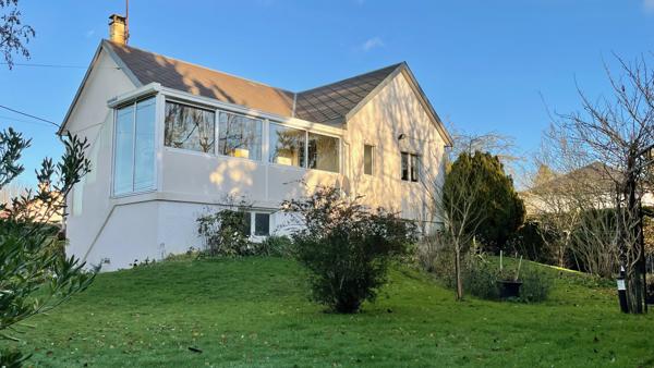 Maison
                                                                                                                                                                                                                                                                                                                        4 pièce(s)                                                                                                                                                                                                          3 chambre(s)                                                                                                                                                                                                          88  m²