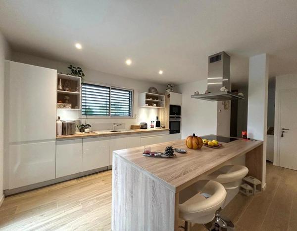 Belle maison contemporaine de 2022 – 4 chambres – Terrain 780 m² – Proche du port de Sciez