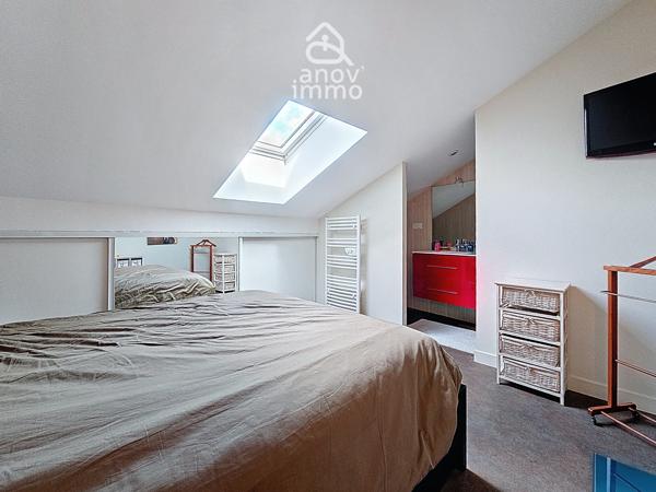 Maison
                                                                                                                                                                                                                                                                                                                        4 pièce(s)                                                                                                                                                                                                          3 chambre(s)                                                                                                                                                                                                          117.97  m²