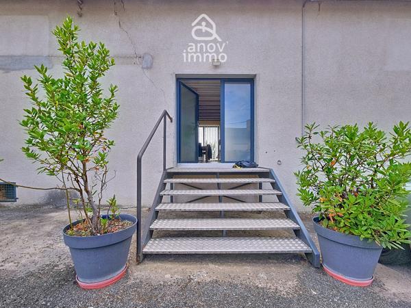Maison
                                                                                                                                                                                                                                                                                                                        4 pièce(s)                                                                                                                                                                                                          3 chambre(s)                                                                                                                                                                                                          117.97  m²