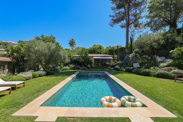 Vente Villa de luxe Le Cannet 7 Pièces 260 m²