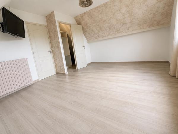 Maison à LE CHATELET-EN-BRIE, 77820 - 6 pièces 148m²