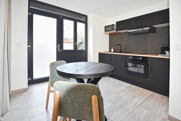 LOFT à vendre 5 pièces à LE COTEAU