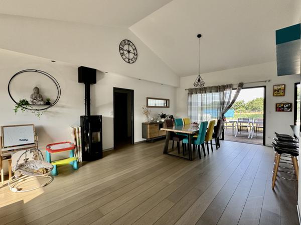 Saint-Georges-de-Pointindoux (85150) Maison de 97 m2 habitables sur 463 m2 de terrain