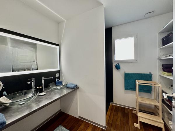 Saint-Georges-de-Pointindoux (85150) Maison de 97 m2 habitables sur 463 m2 de terrain