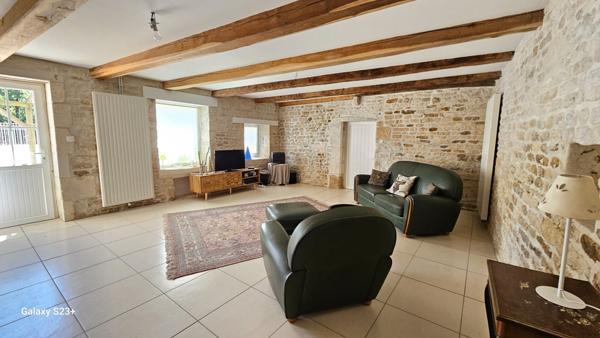 Maison - 11 pièces - 400 m²