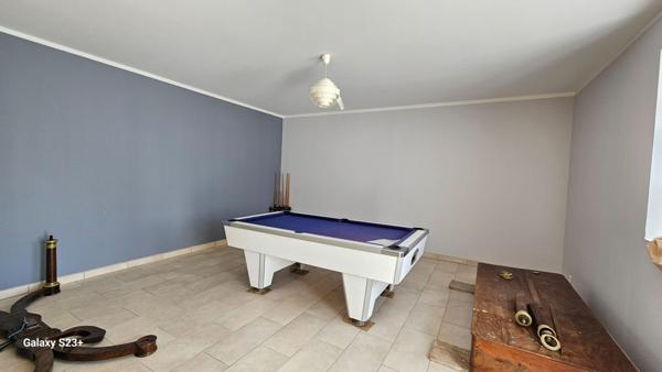 Maison - 11 pièces - 400 m²