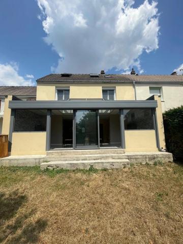 Vente                                                      Maison
                        
                     8 pièces                      156 m2                     à Cesson