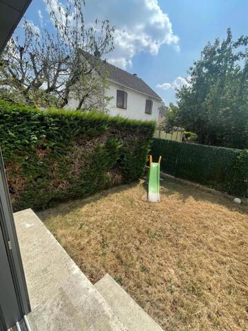 Vente                                                      Maison
                        
                     8 pièces                      156 m2                     à Cesson