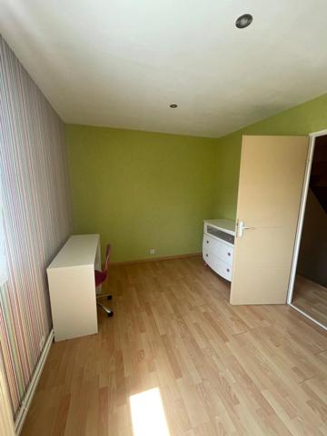 Vente                                                      Maison
                        
                     8 pièces                      156 m2                     à Cesson