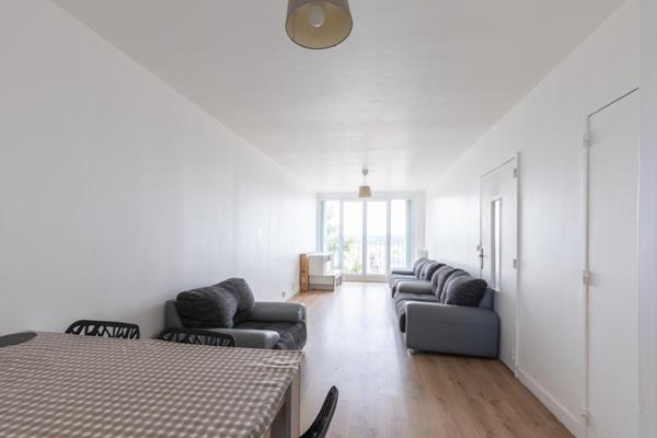 Appartement à vendre 219 000 € Saint-Cyr-l'École 4 p 80 m² DPE D