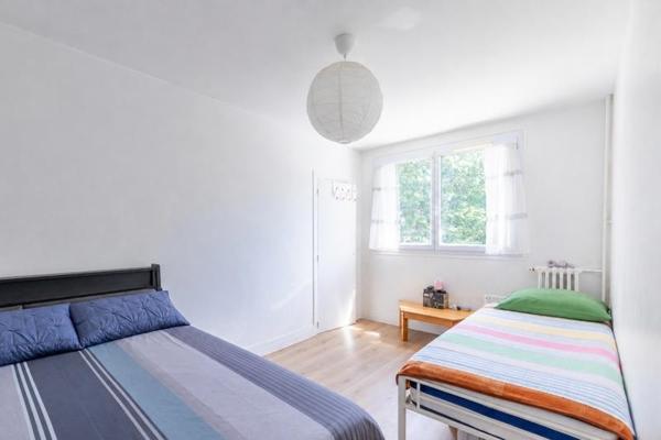 Appartement à vendre 219 000 € Saint-Cyr-l'École 4 p 80 m² DPE D