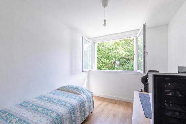 Appartement à vendre 219 000 € Saint-Cyr-l'École 4 p 80 m² DPE D