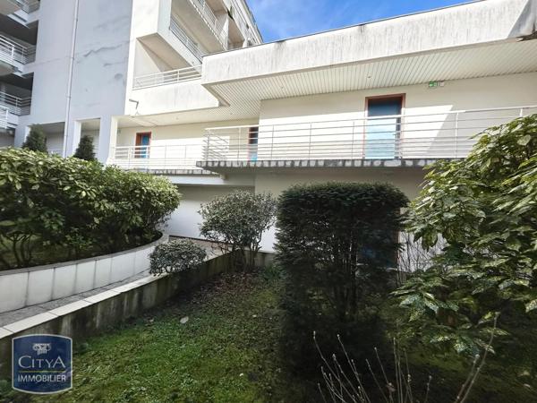 Appartement à louer 1 pièce 29m² Tours (37000)