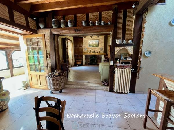Bergerac, 15-20 min, typique longère périgourdine avec gîte et garages, dans hameau calme