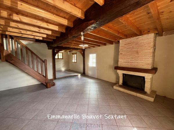 Bergerac, 15-20 min, typique longère périgourdine avec gîte et garages, dans hameau calme
