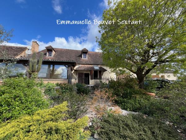 Bergerac, 15-20 min, typique longère périgourdine avec gîte et garages, dans hameau calme