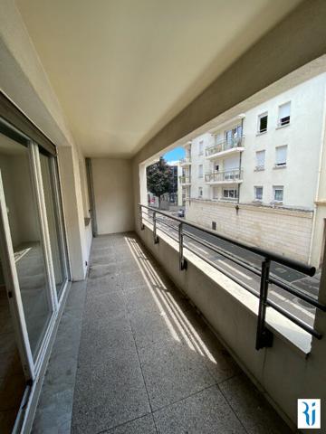 ROUEN RIVE GAUCHE  - rue Malouet // LOGEMENT CONVENTIONNE F4 de 83,45 m² avec double place de parking