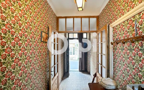 Maison à vendre    6 pièces •  Vallon-Pont-d'Arc