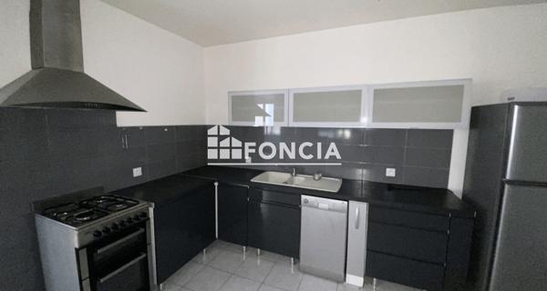 Location Appartement 4 pièces 91.76 m² - 53 RUE DU MOULIN Charleville Mezieres 08000