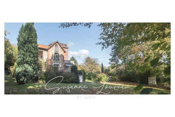 Habitation de charme des années 20 au coeur de la verdure