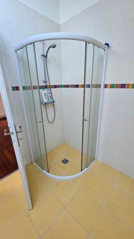 Houdan 7 mn / Gambais 4 mn / Maison d'architecte 182 m2 / 4 chambres