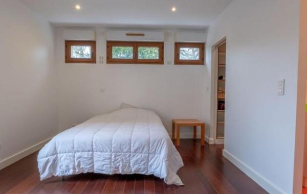 Houdan 7 mn / Gambais 4 mn / Maison d'architecte 182 m2 / 4 chambres