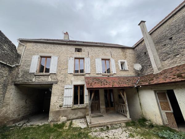 MAISON DE VILLAGE PROCHE MONTBARD