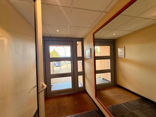 Appartement à vendre 3 pièces BERRIAC (11) 60m2 habitables, deux chambres, deux places de parking