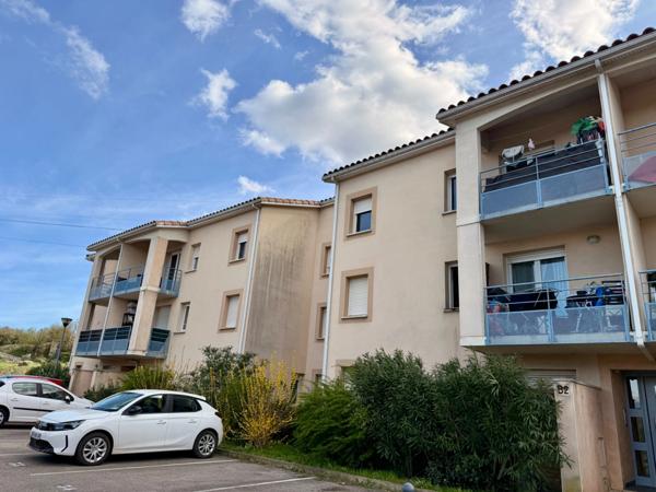 Appartement à vendre 3 pièces BERRIAC (11) 60m2 habitables, deux chambres, deux places de parking