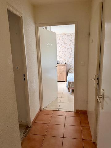 Appartement à vendre 3 pièces BERRIAC (11) 60m2 habitables, deux chambres, deux places de parking