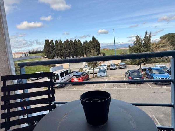 Appartement à vendre 3 pièces BERRIAC (11) 60m2 habitables, deux chambres, deux places de parking