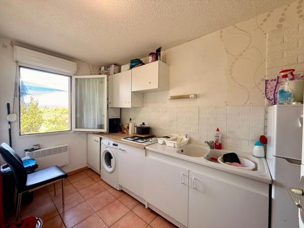 Appartement à vendre 3 pièces BERRIAC (11) 60m2 habitables, deux chambres, deux places de parking