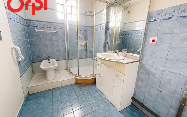 Appartement à vendre    4 pièces • 88,05 m2 Lyon 1