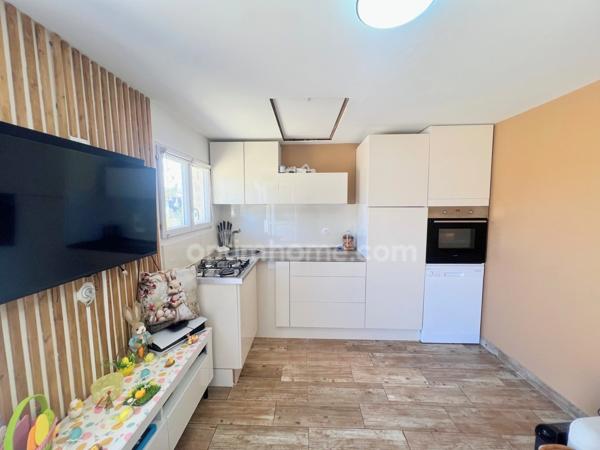 Maisonnette à vendre de plain pied à Villefranche sur Cher dans un environnement calme - Fort potentiel