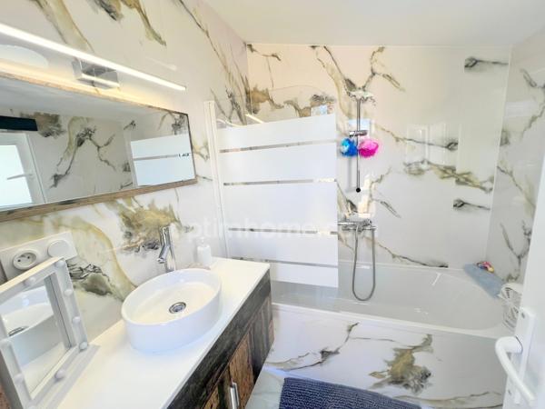 Maisonnette à vendre de plain pied à Villefranche sur Cher dans un environnement calme - Fort potentiel