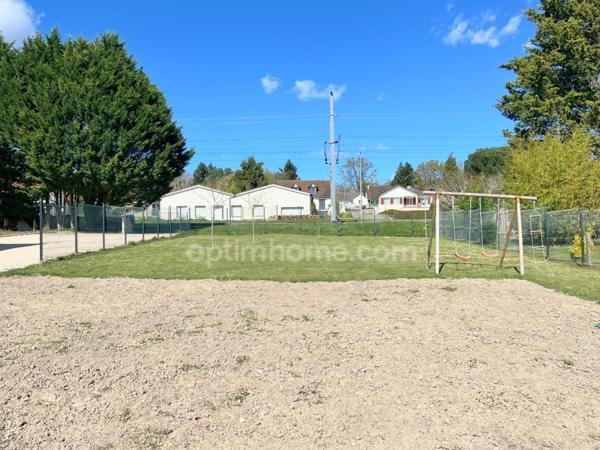 Maisonnette à vendre de plain pied à Villefranche sur Cher dans un environnement calme - Fort potentiel