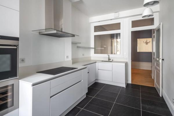 Lyon 2 - Ainay - Appartement bourgeois de 195.03 m² - 4 chambres