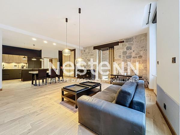 Maison de ville d'exception à louer à Nérac - 5 pièces, 184 m², calme et confort