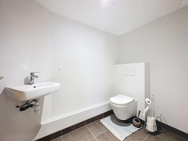 Maison de ville d'exception à louer à Nérac - 5 pièces, 184 m², calme et confort