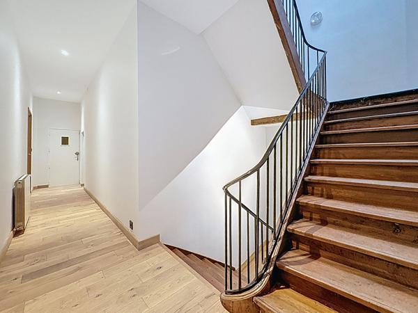 Maison de ville d'exception à louer à Nérac - 5 pièces, 184 m², calme et confort
