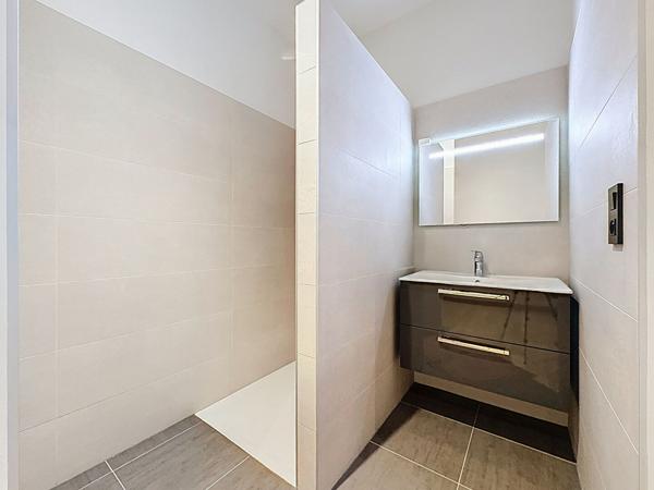 Maison de ville d'exception à louer à Nérac - 5 pièces, 184 m², calme et confort