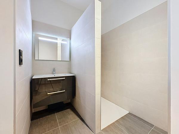 Maison de ville d'exception à louer à Nérac - 5 pièces, 184 m², calme et confort