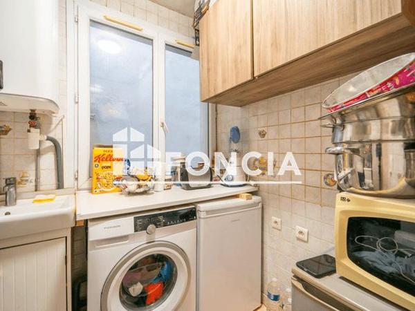 À vendre Appartement 4 pièces 65 m² - Paris 75018