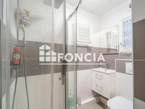 À vendre Appartement 4 pièces 65 m² - Paris 75018