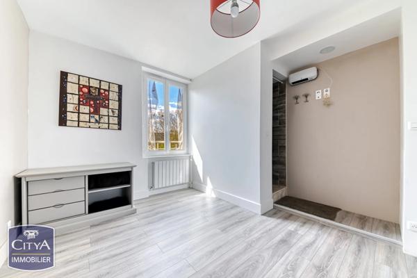 Appartement à vendre 5 pièces 123m² Grigny (69520)
