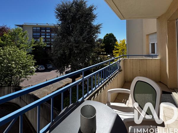 Studio à vendre 28 m² Le Chesnay-Rocquencourt