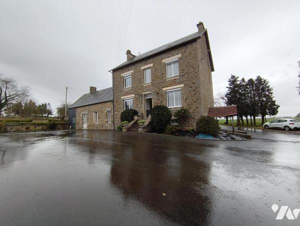 Ancien corps de ferme - ST MARS D'EGRENNE