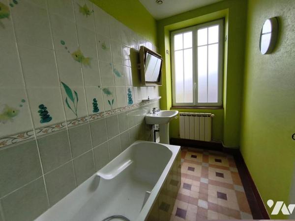 Ancien corps de ferme - ST MARS D'EGRENNE