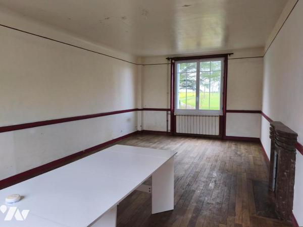 Ancien corps de ferme - ST MARS D'EGRENNE